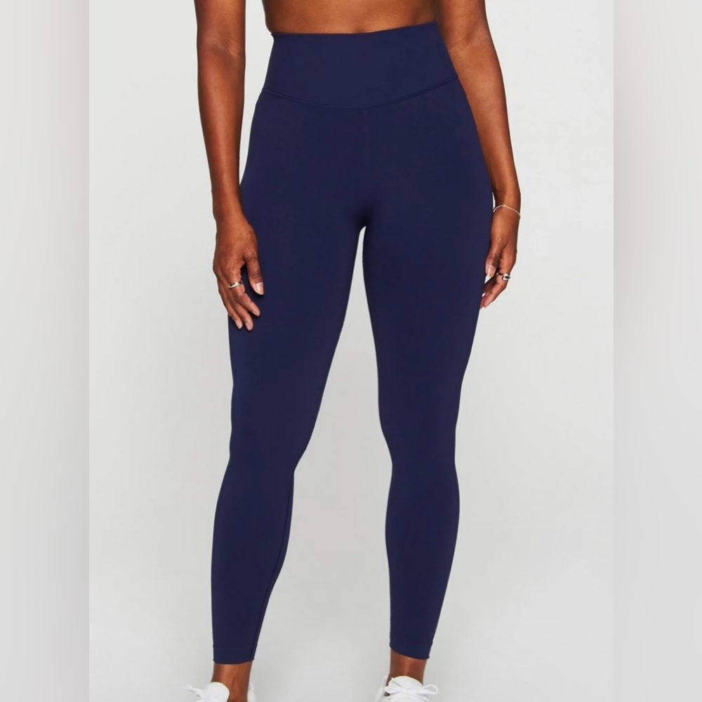 NWT Fabletics, Women’s Sleek Seamless High-Waisted Legging, Deep Navy, Medium